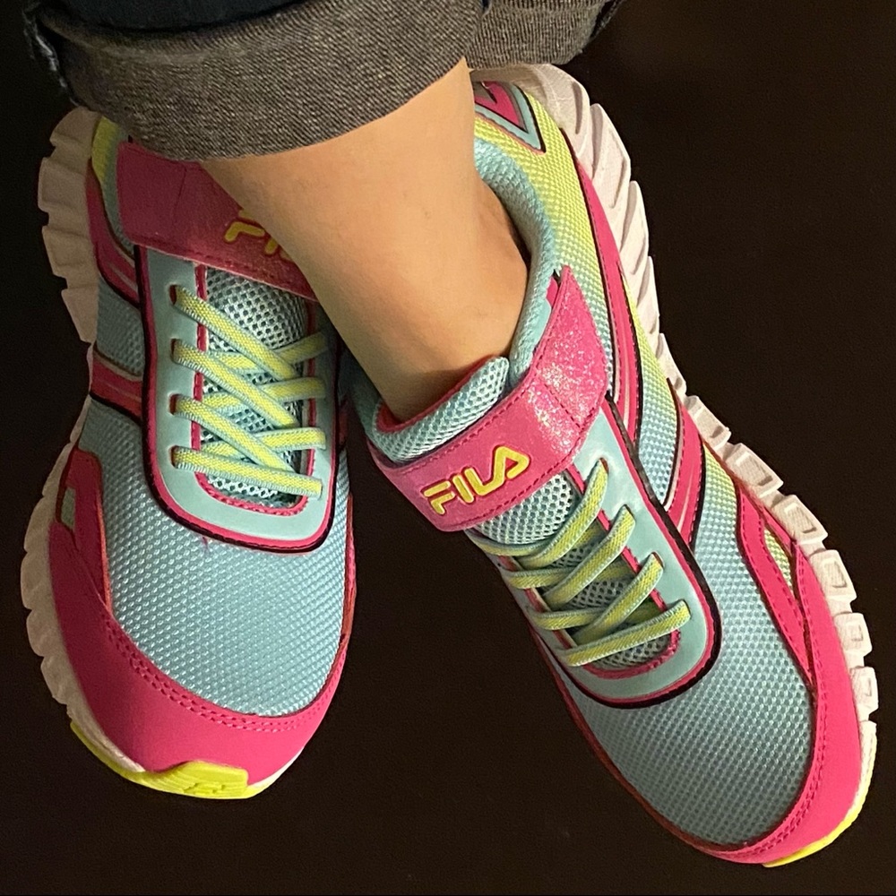 BLACK FRIDAY SALE - Fila Crater Running Sneakers Girl Sizes - Picture 4 of 8